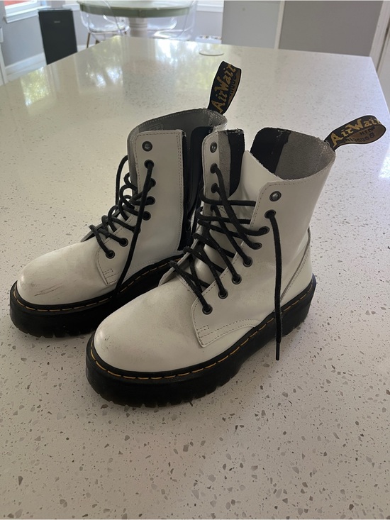 Dr. Martens Shoes - DR. MARTENS JADON BOOT SMOOTH LEATHER PLATFORMS